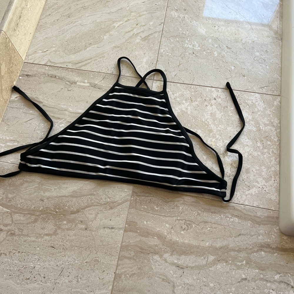 Bikini top